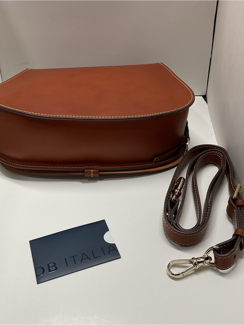 Dooney and Bourke Alto Leather Brown Leather Saddle Bag with Detachable Strap - Picture 6 of 6